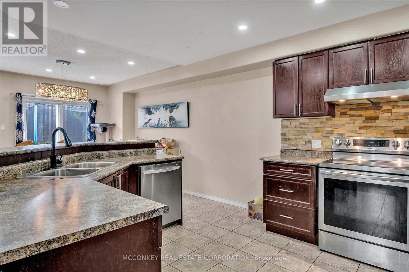 609 Ackerman Crescent, Peterborough, Ontario  K9K 2S5 - Photo 11 - X12477734