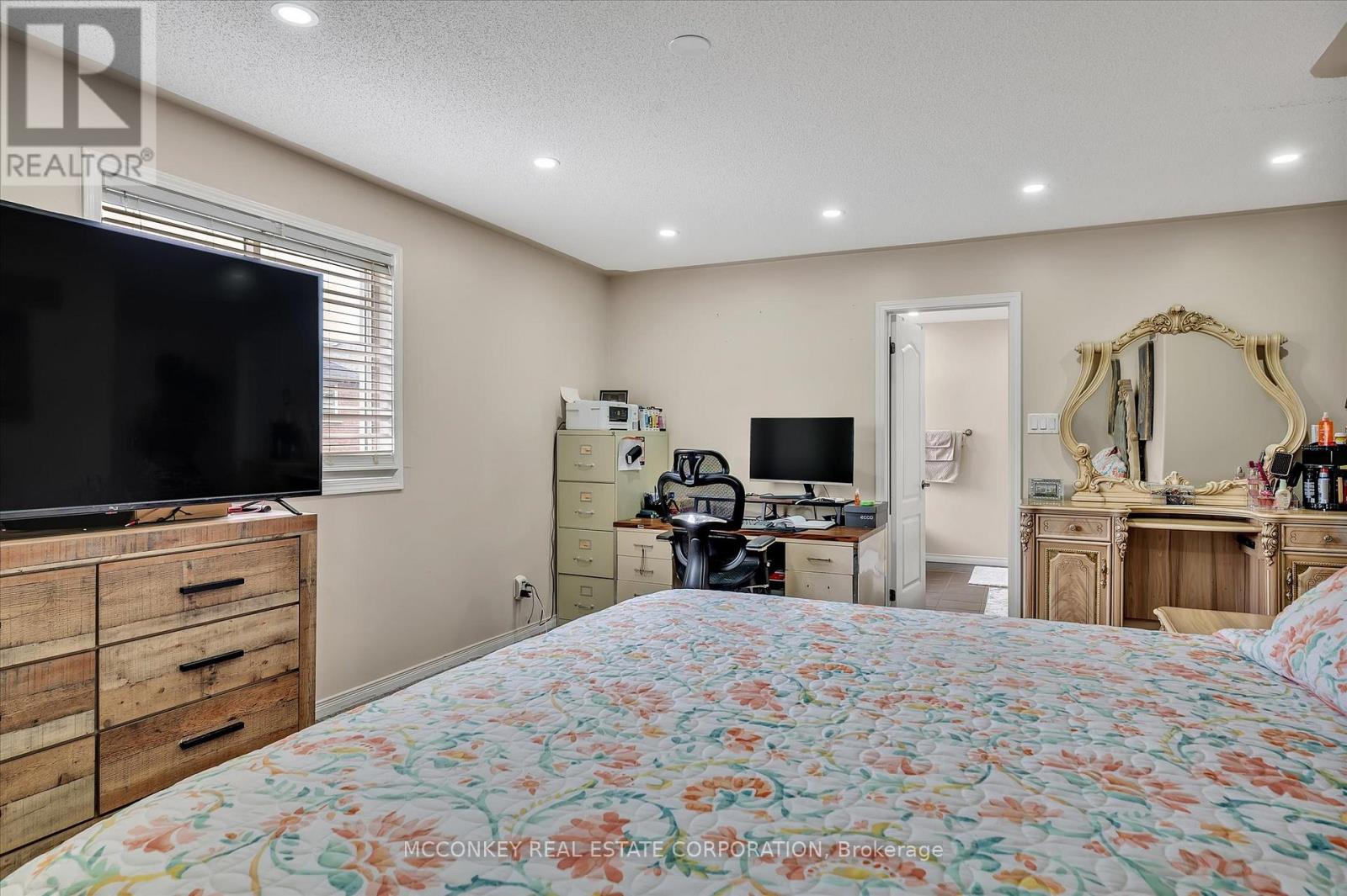 609 Ackerman Crescent, Peterborough, Ontario  K9K 2S5 - Photo 24 - X12477734