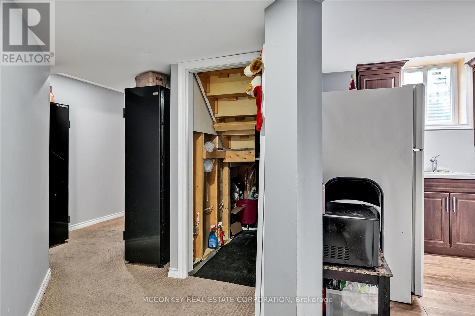 609 Ackerman Crescent, Peterborough, Ontario  K9K 2S5 - Photo 37 - X12477734