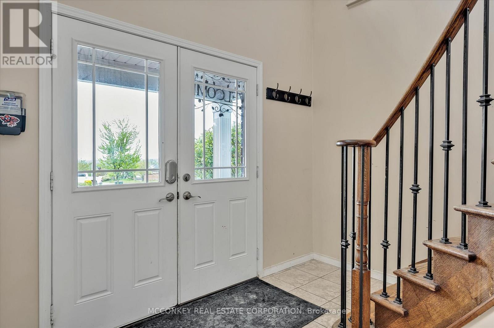 609 Ackerman Crescent, Peterborough, Ontario  K9K 2S5 - Photo 4 - X12477734