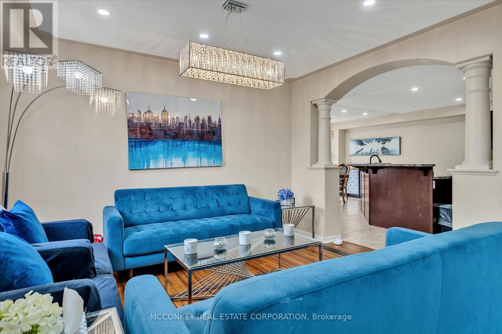 609 Ackerman Crescent, Peterborough, Ontario  K9K 2S5 - Photo 8 - X12477734