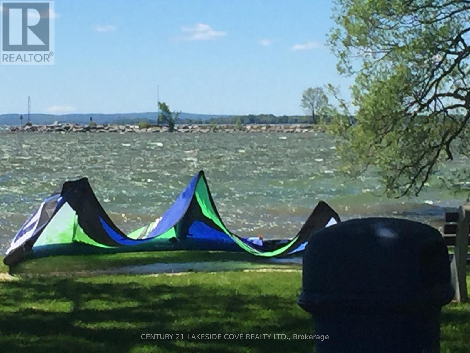 9 Pinetree Court, Ramara, Ontario  L0K 1B0 - Photo 41 - S12449614