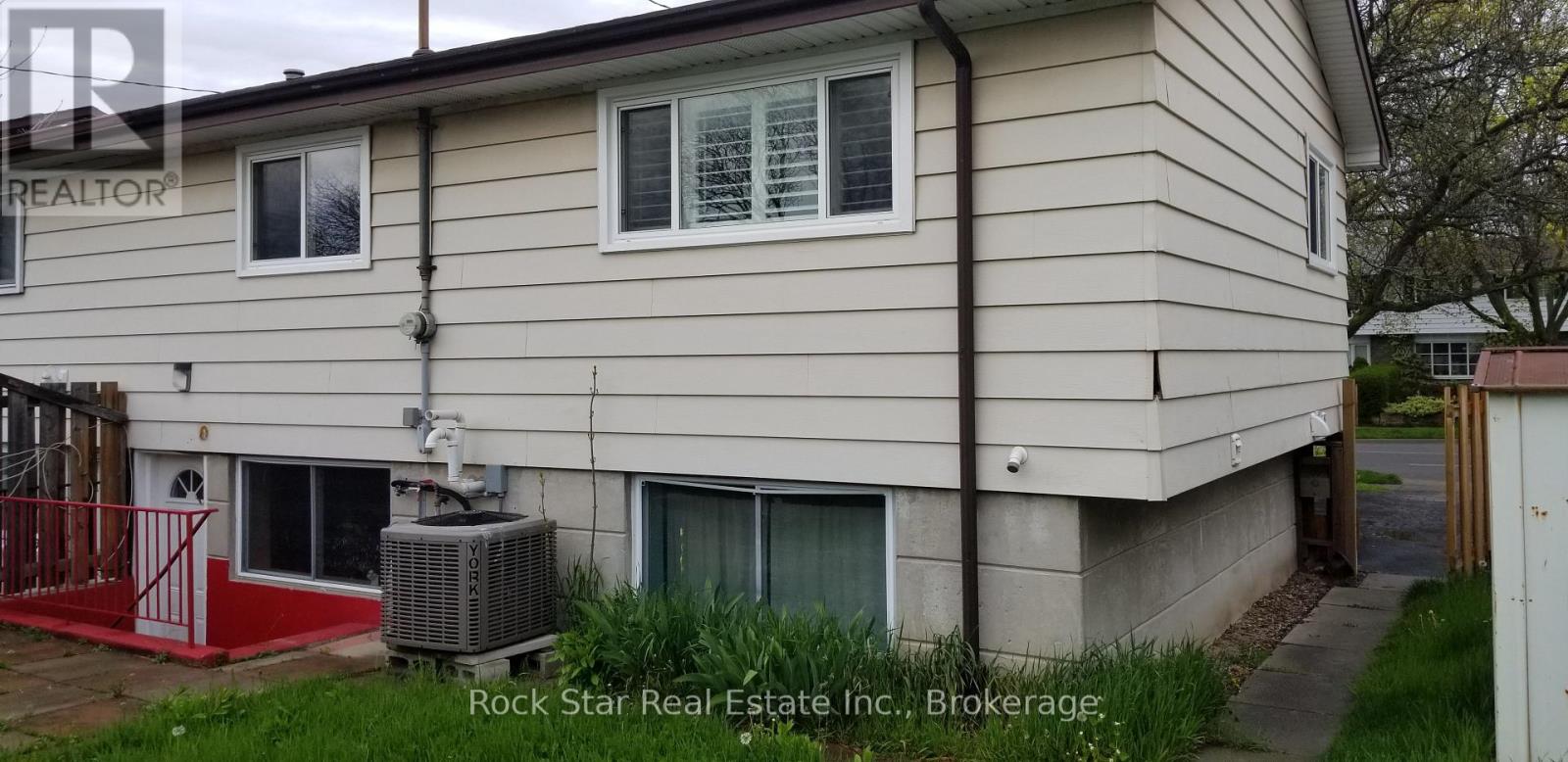 562 Greenhill Avenue, Hamilton, Ontario  L8K 5E8 - Photo 21 - X12477729