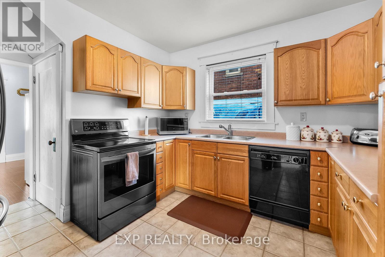 5132 Morrison Street, Niagara Falls, Ontario  L2E 2E1 - Photo 12 - X12476797