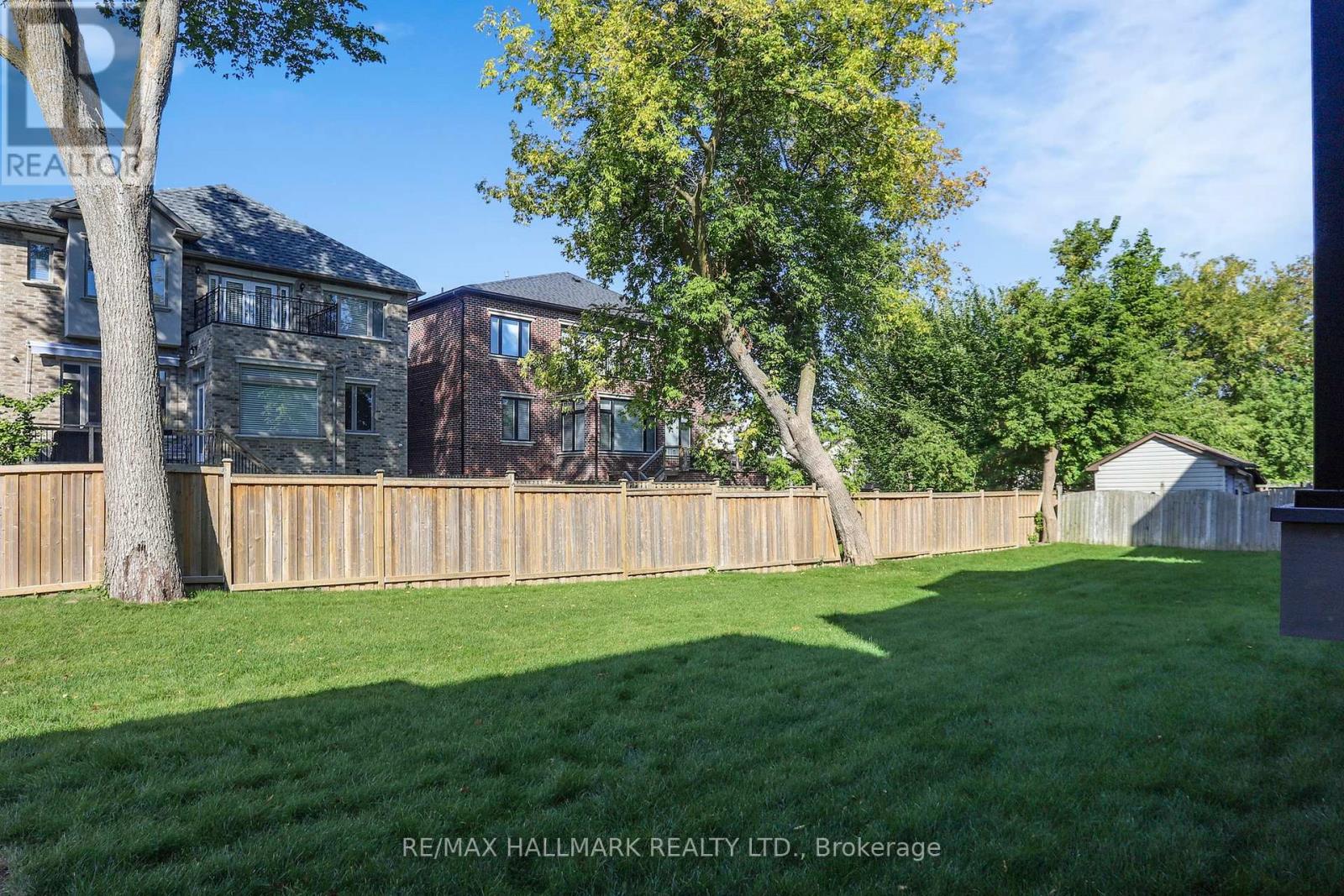 150 Olde Bayview Avenue, Richmond Hill, Ontario  L4E 3C6 - Photo 50 - N12473807