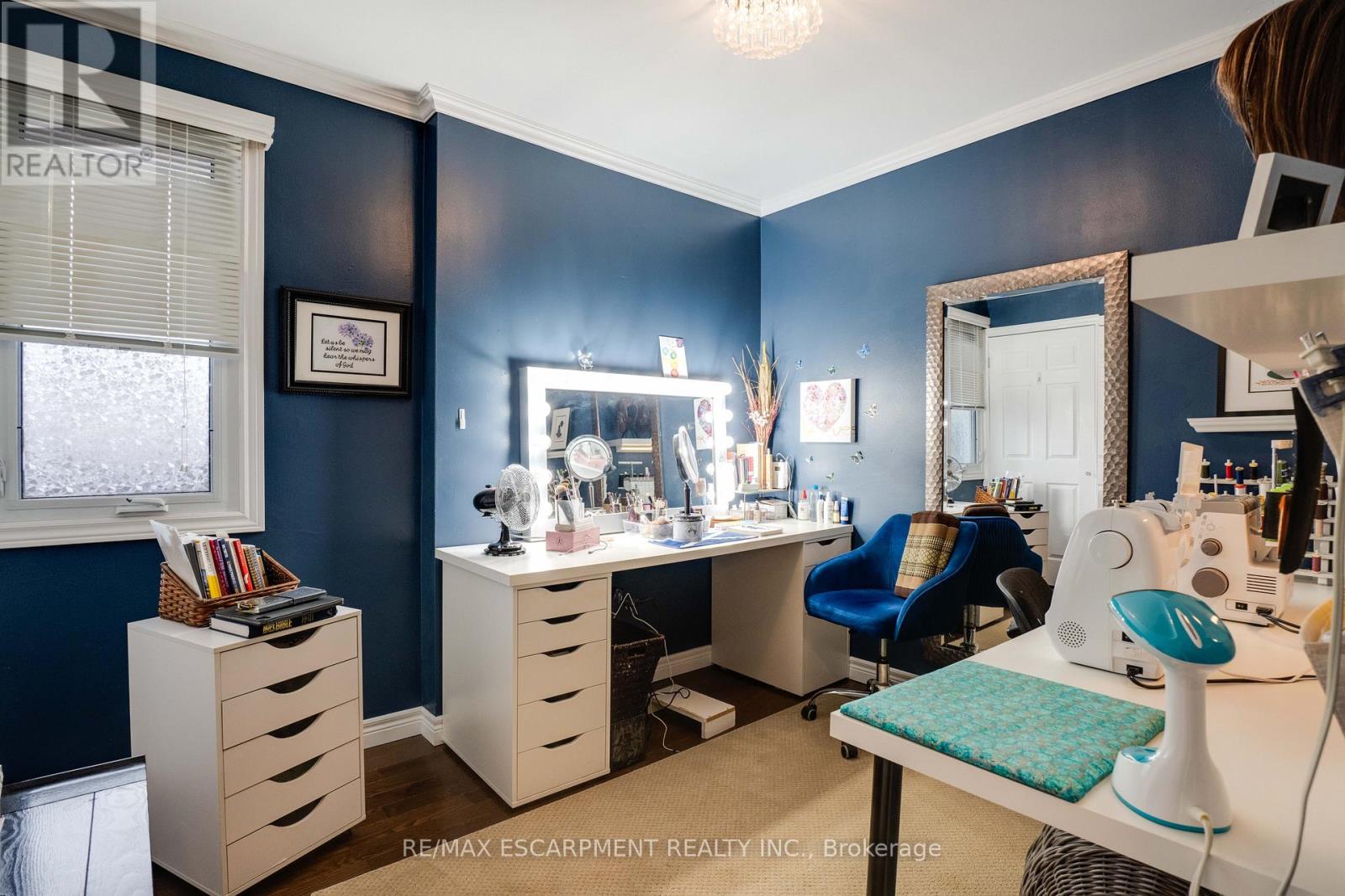 4 Adelaide Avenue, Brantford, Ontario  N3S 7H3 - Photo 24 - X12477679