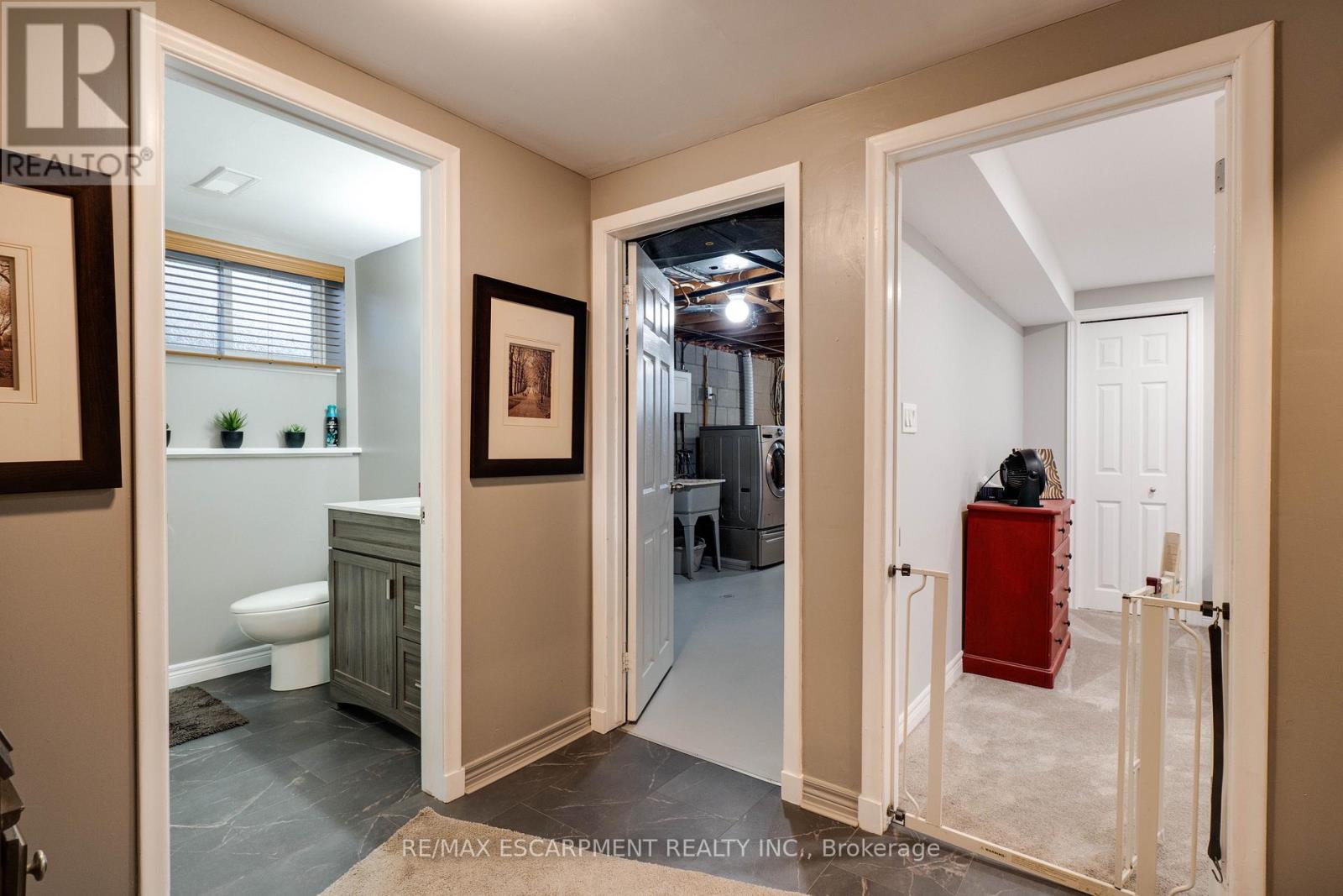 4 Adelaide Avenue, Brantford, Ontario  N3S 7H3 - Photo 26 - X12477679