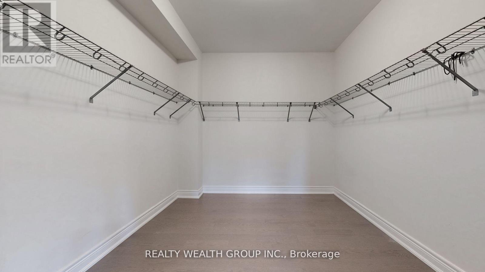 2421 Irene Crescent, Oakville, Ontario L6H 7C5 - Photo 31 - W12473894