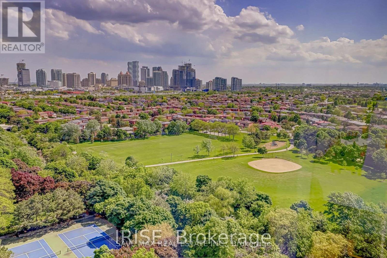1906 - 50 Eglington Avenue W, Mississauga, Ontario  L5R 3P5 - Photo 5 - W12473838