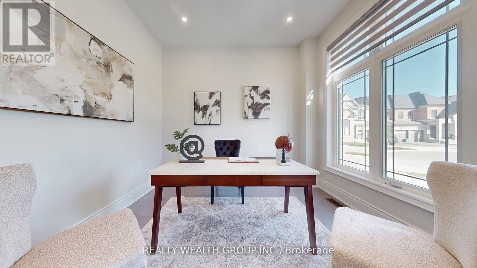 2421 Irene Crescent, Oakville, Ontario L6H 7C5 - Photo 12 - W12473894