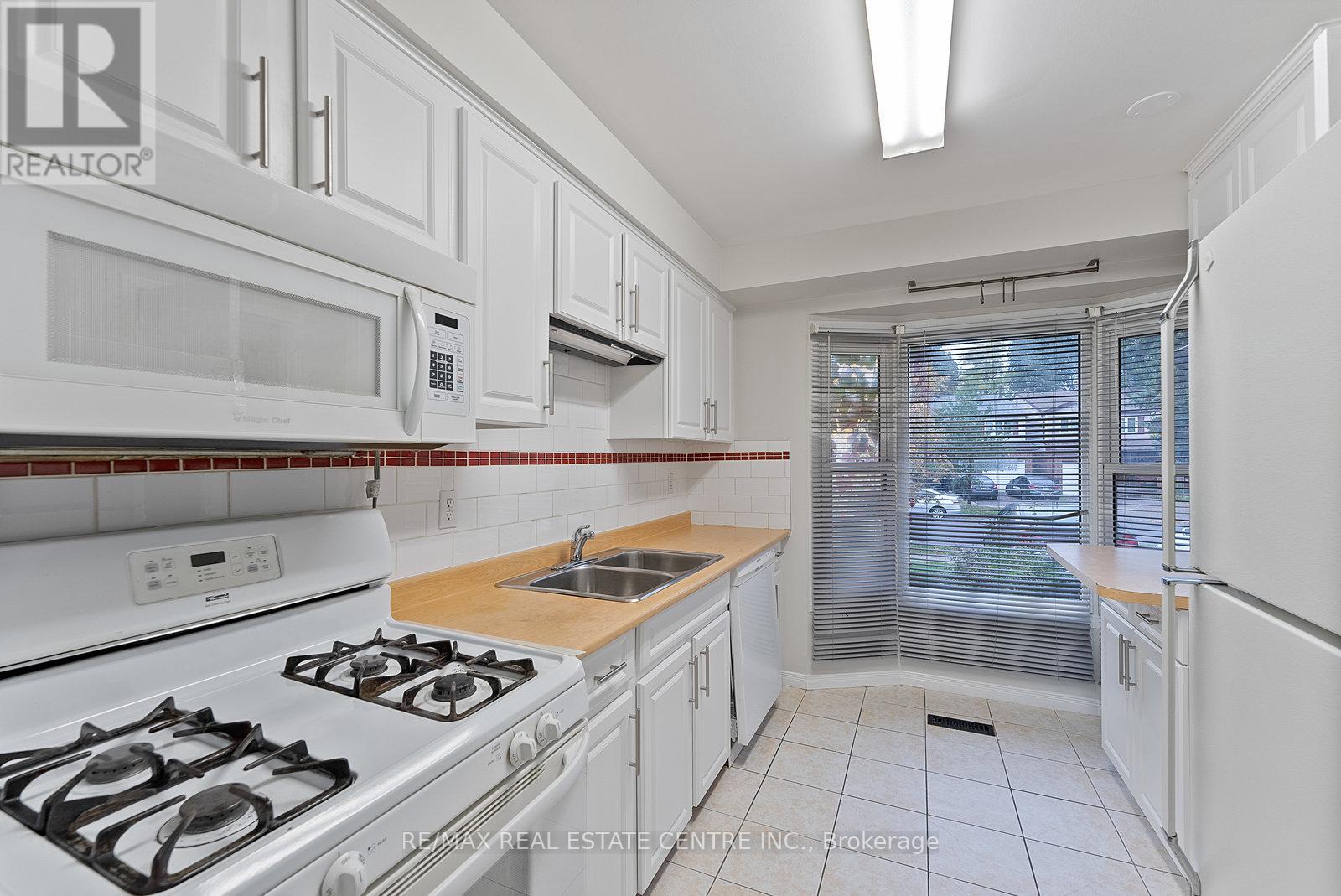 Upper - 79 Fawndale Crescent, Toronto, Ontario  M1W 2X3 - Photo 13 - E12473899