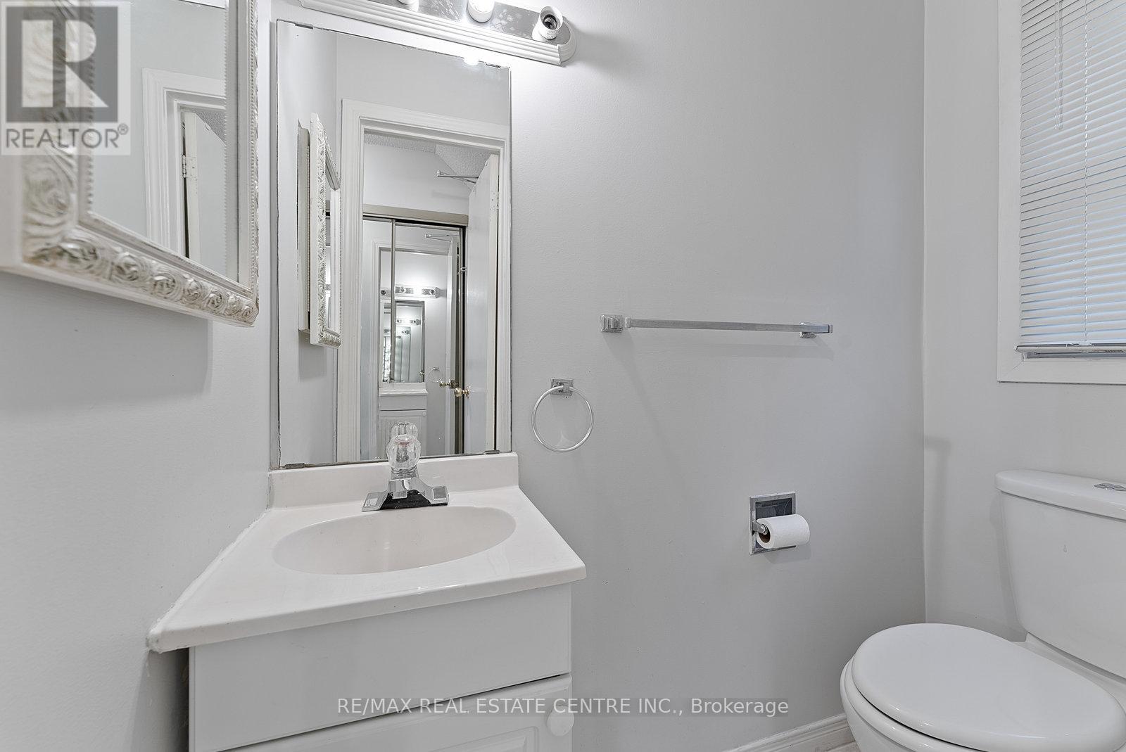 Upper - 79 Fawndale Crescent, Toronto, Ontario  M1W 2X3 - Photo 18 - E12473899