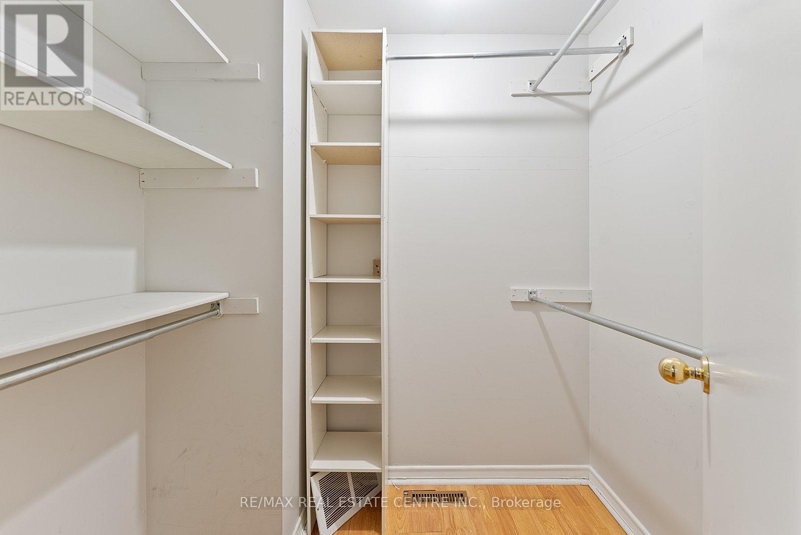 Upper - 79 Fawndale Crescent, Toronto, Ontario  M1W 2X3 - Photo 24 - E12473899