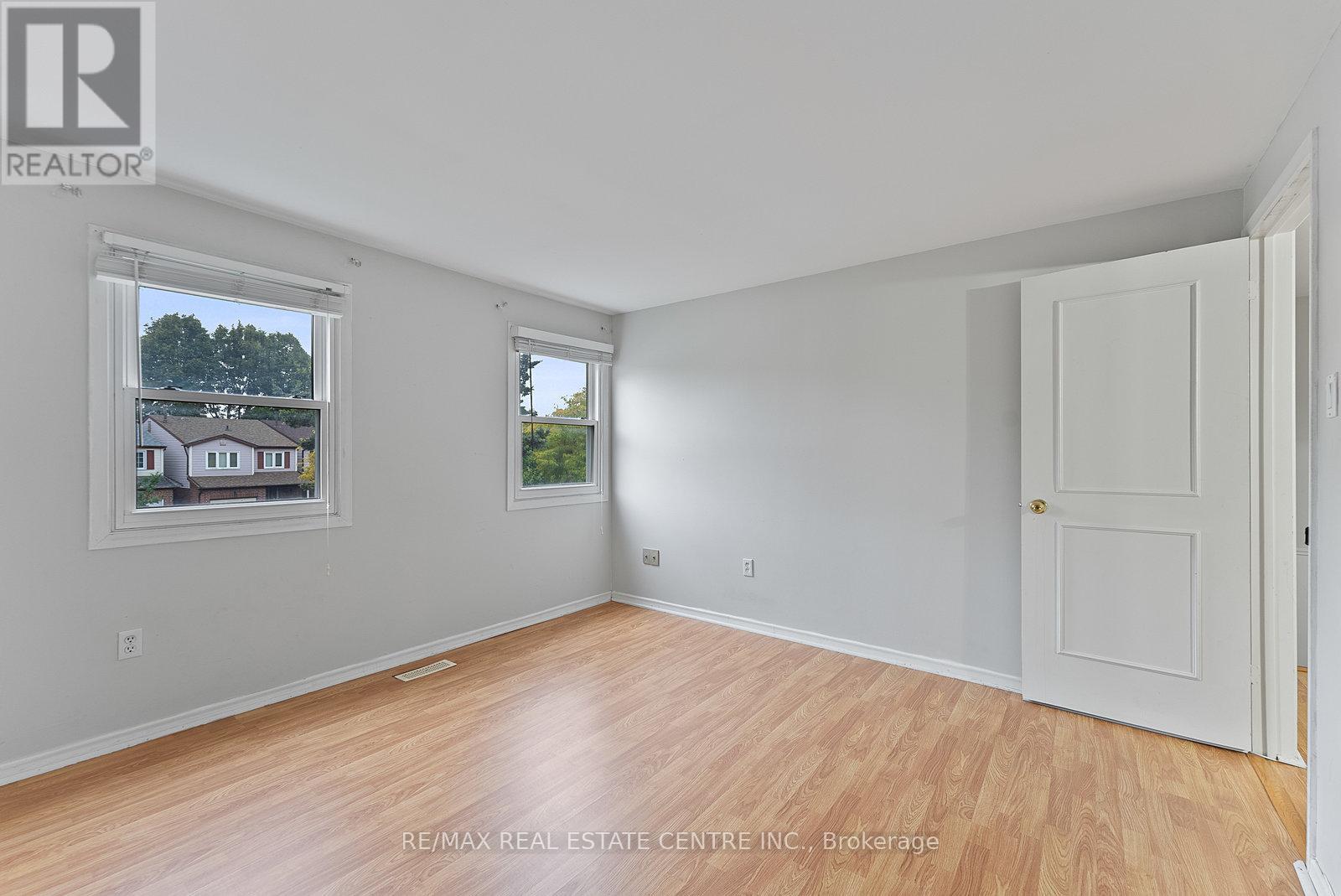 Upper - 79 Fawndale Crescent, Toronto, Ontario  M1W 2X3 - Photo 28 - E12473899