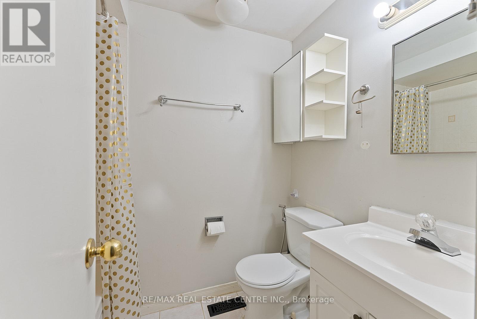 Upper - 79 Fawndale Crescent, Toronto, Ontario  M1W 2X3 - Photo 25 - E12473899