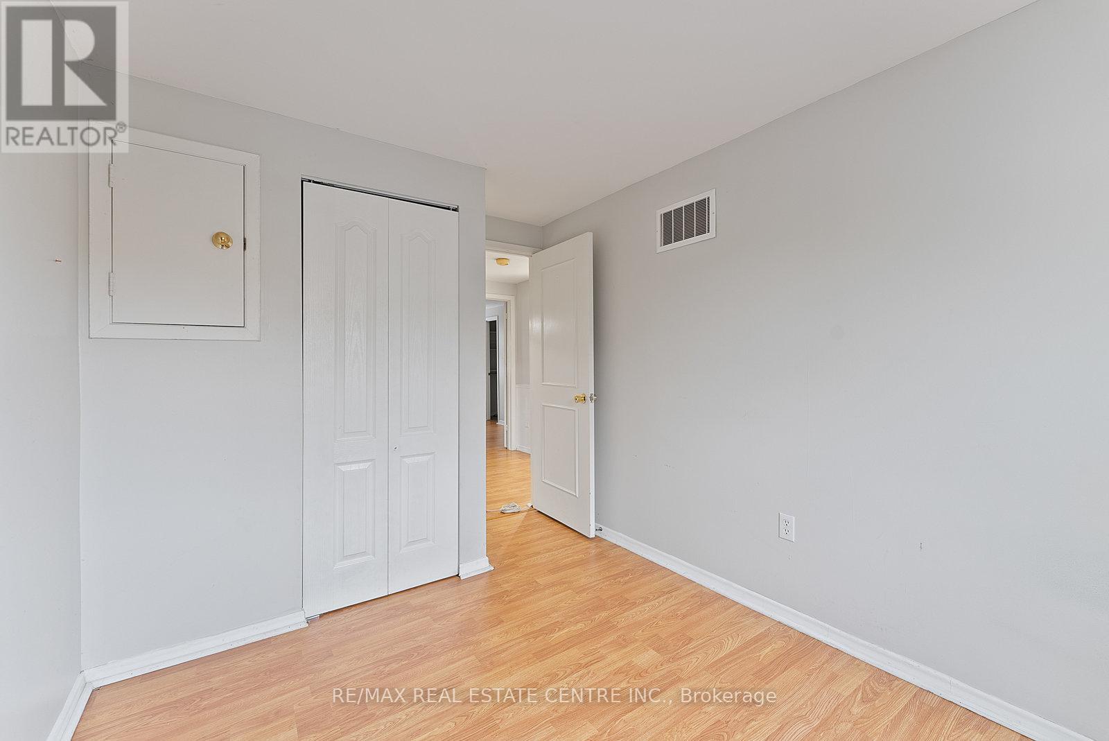 Upper - 79 Fawndale Crescent, Toronto, Ontario  M1W 2X3 - Photo 32 - E12473899