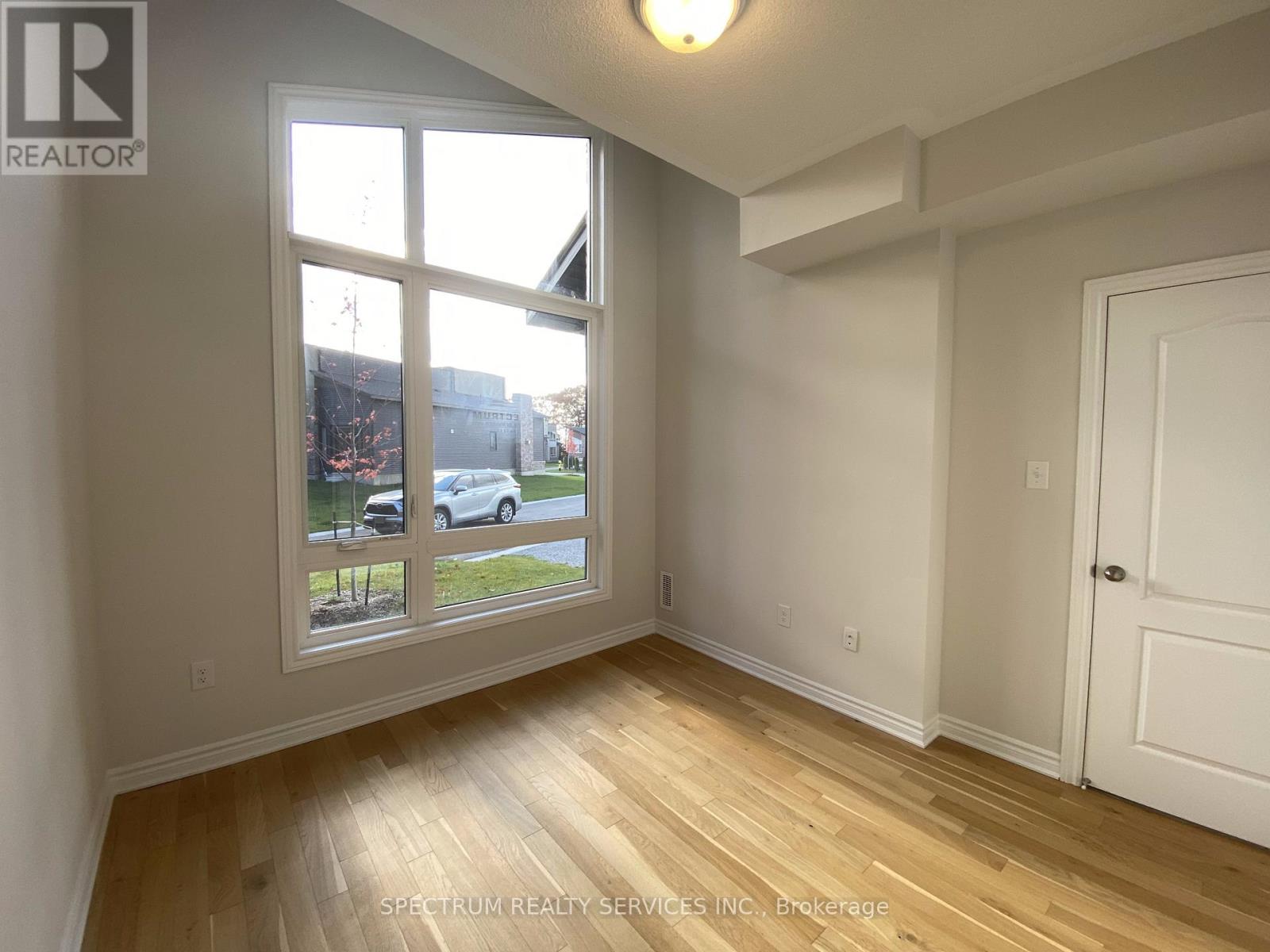 135 Marina Village Drive, Georgian Bay, Ontario  L0K 1S0 - Photo 3 - X12083668