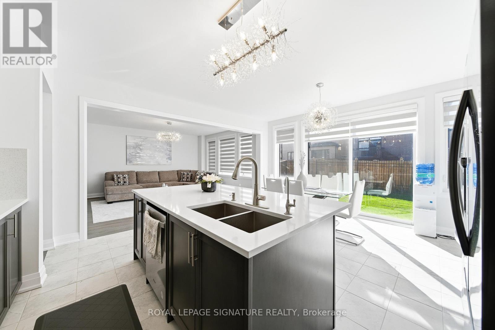 984 Centennial Court, Woodstock, Ontario  N4T 0N8 - Photo 15 - X12473822