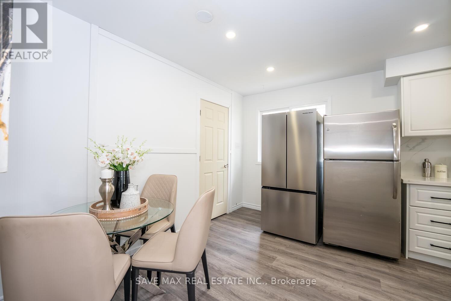 Photo 10 of 48 for 29 Renny Crescent