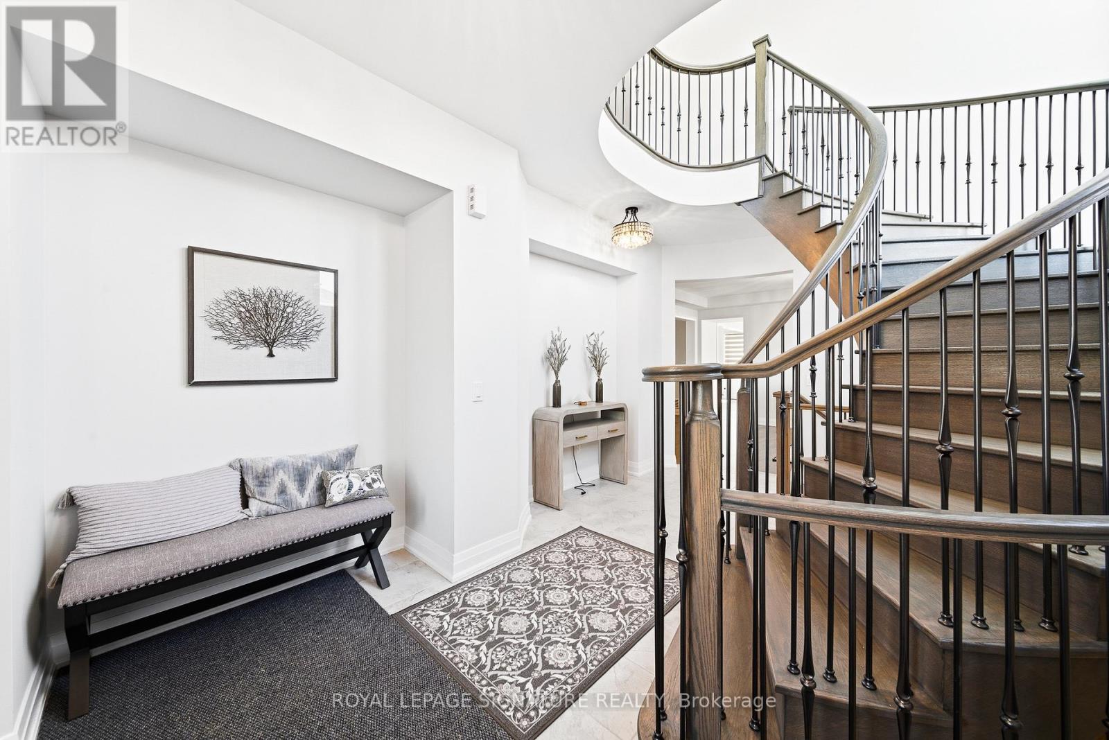 984 Centennial Court, Woodstock, Ontario  N4T 0N8 - Photo 4 - X12473822