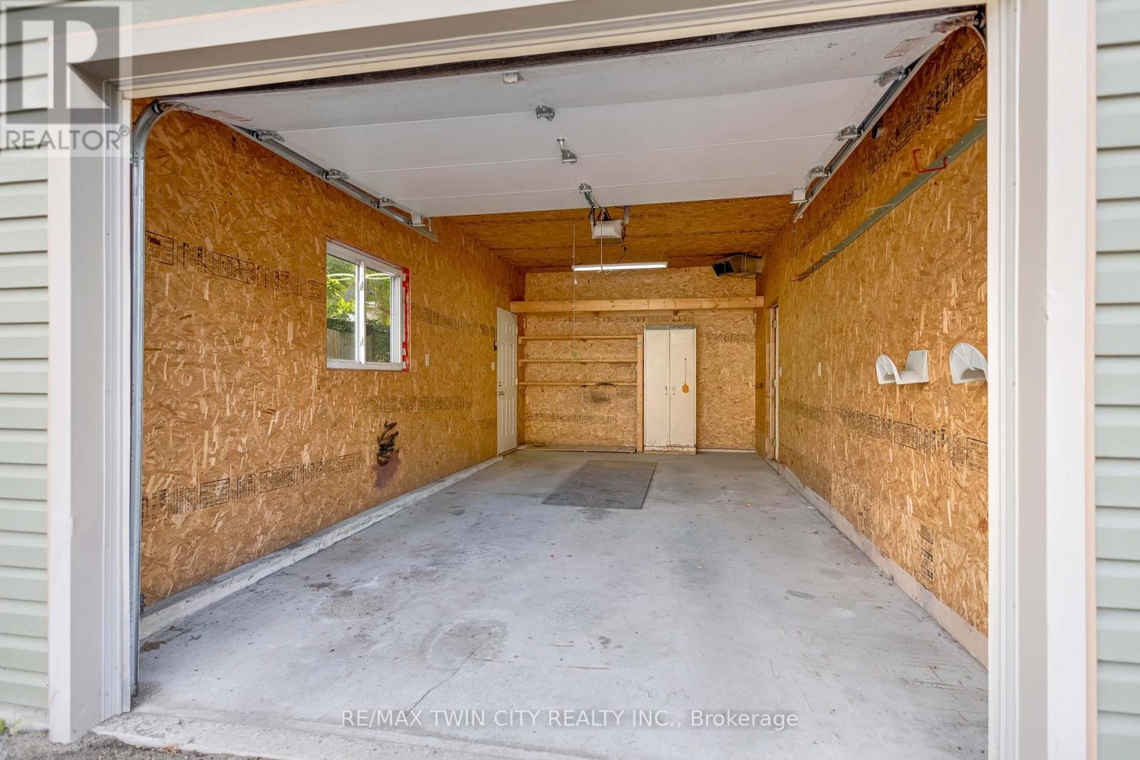 25 Broadway Street E, Brant, Ontario  N3L 2R3 - Photo 37 - X12473880