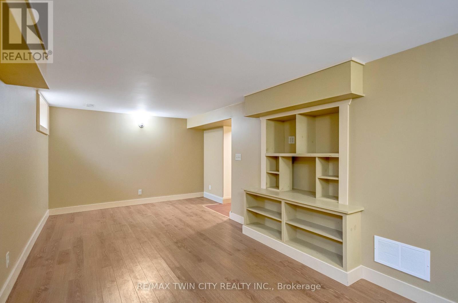 25 Broadway Street E, Brant, Ontario  N3L 2R3 - Photo 27 - X12473880