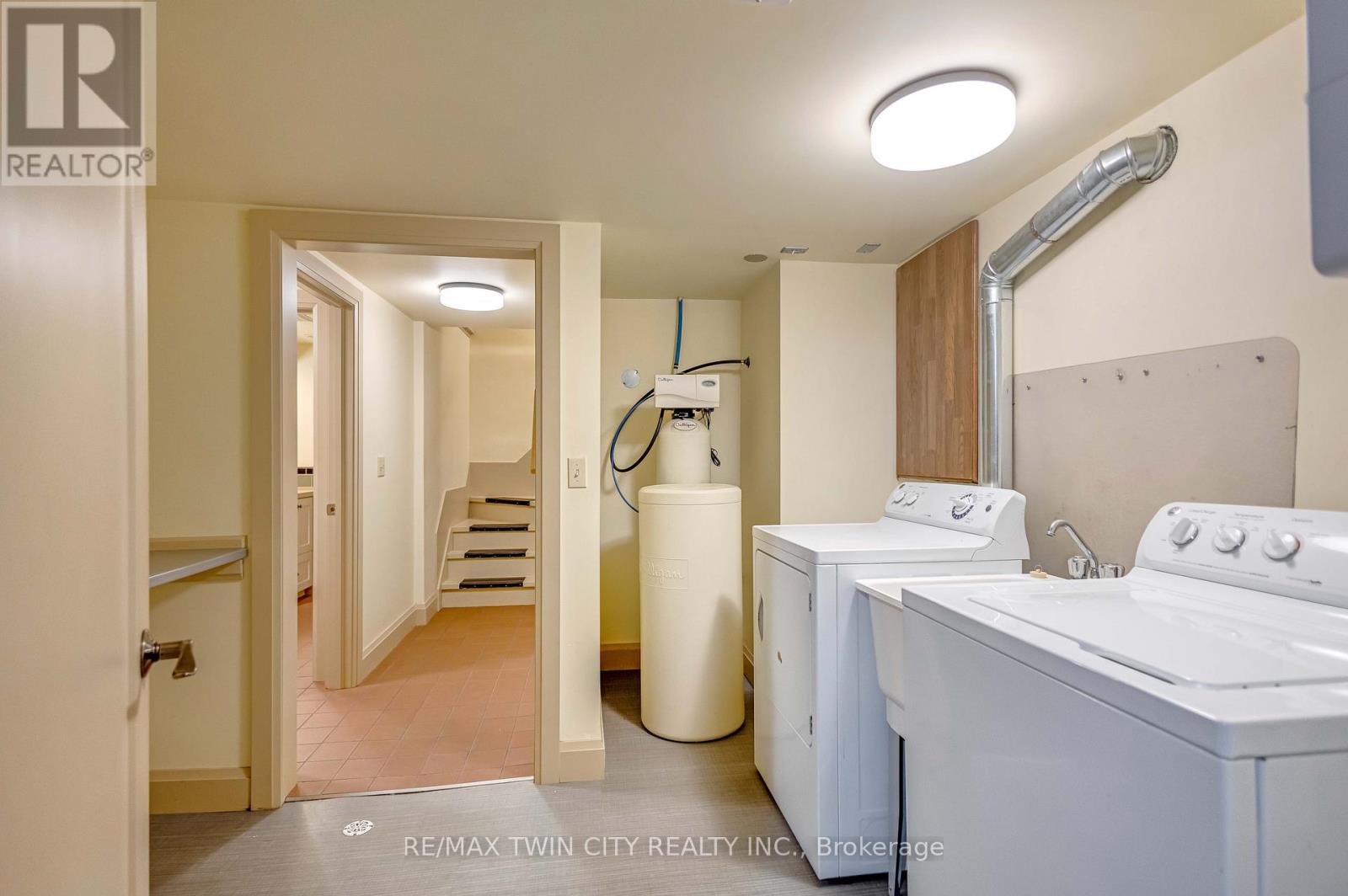 25 Broadway Street E, Brant, Ontario  N3L 2R3 - Photo 30 - X12473880