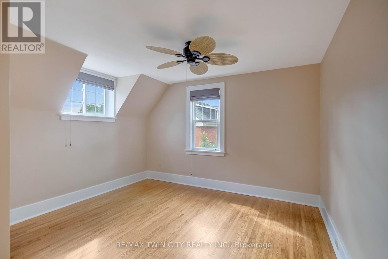 25 Broadway Street E, Brant, Ontario  N3L 2R3 - Photo 16 - X12473880