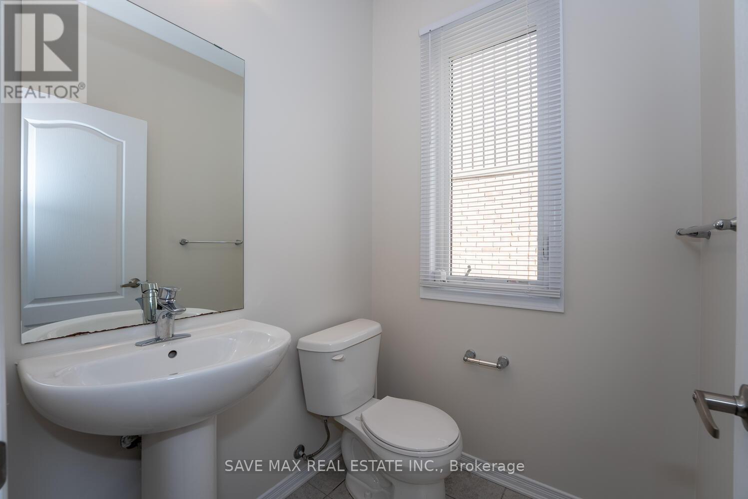 Main And Second - 27 Blacksmith Drive, Woolwich, Ontario  N0B 1M0 - Photo 5 - X12473886