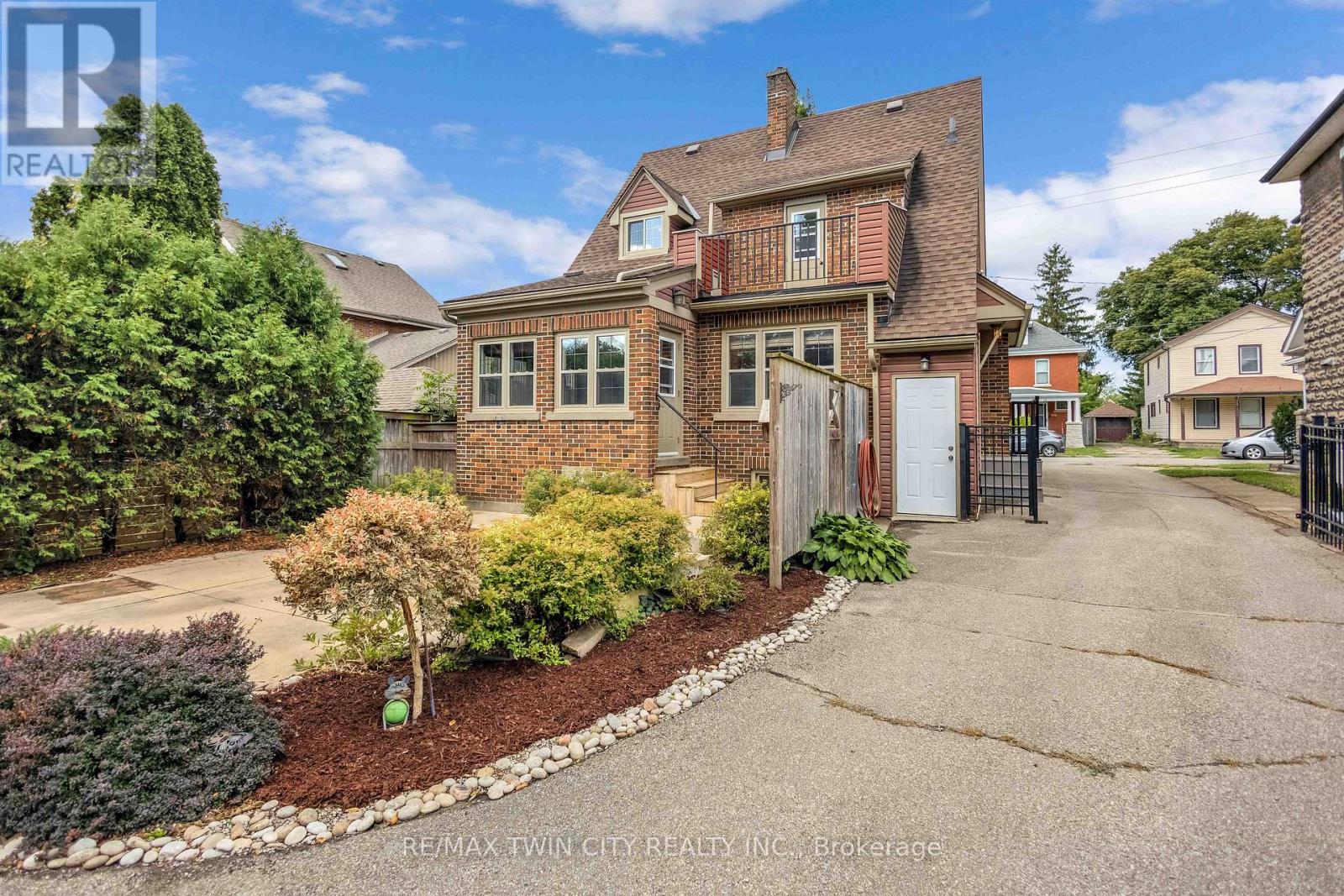 25 Broadway Street E, Brant, Ontario  N3L 2R3 - Photo 34 - X12473880