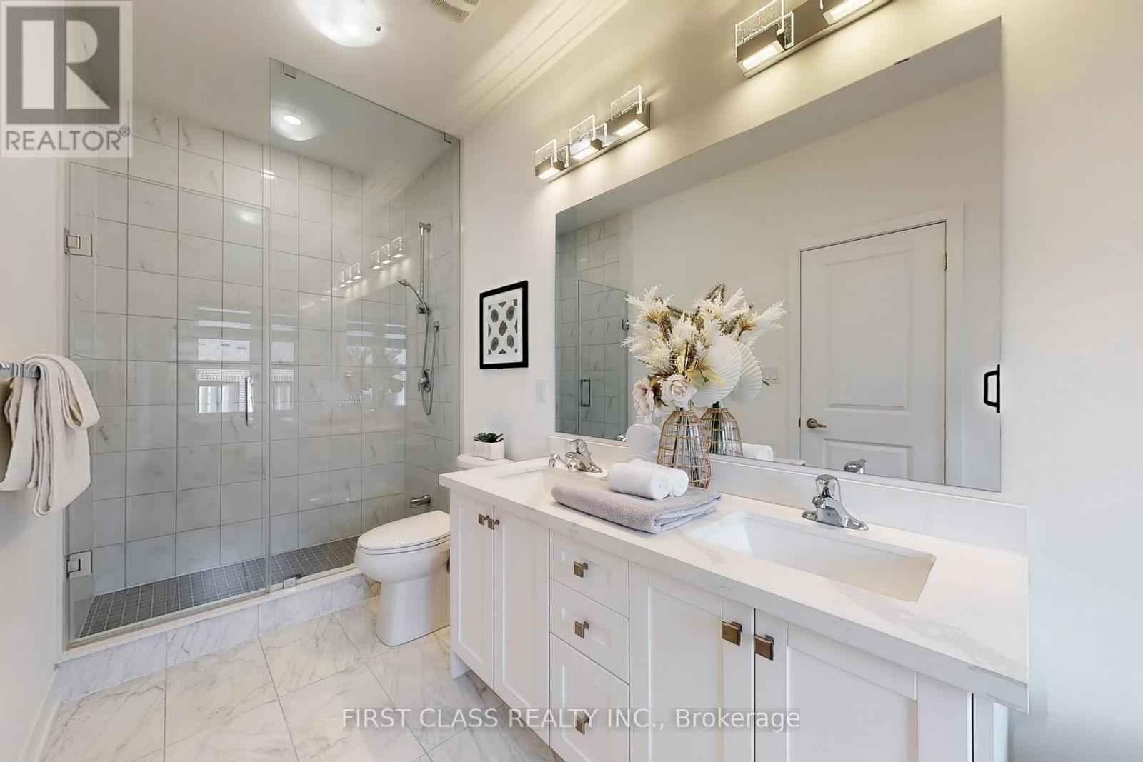 130 Hilts Drive, Richmond Hill, Ontario  L4S 0J2 - Photo 21 - N12477334