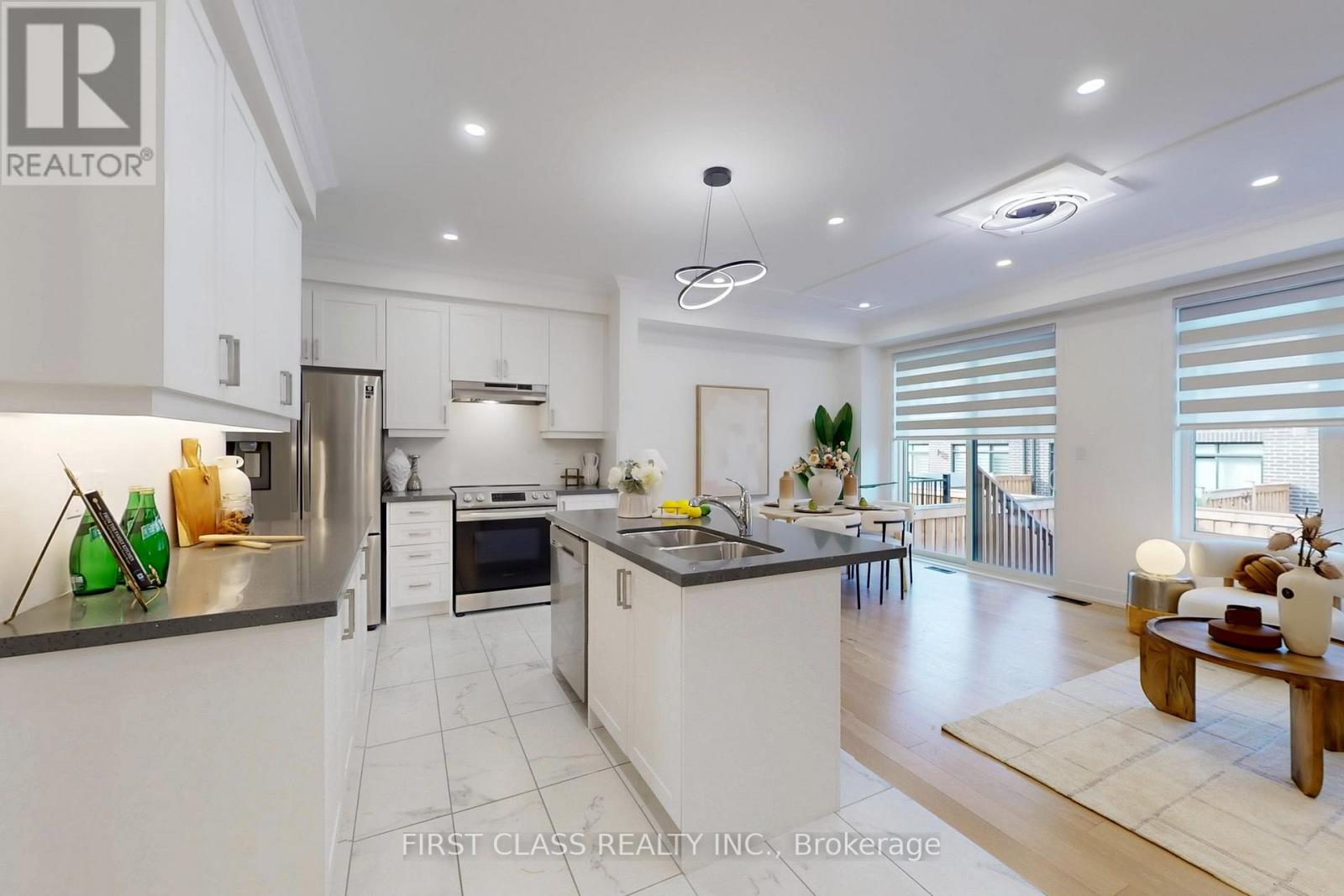 130 Hilts Drive, Richmond Hill, Ontario  L4S 0J2 - Photo 9 - N12477334