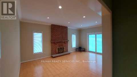26 Hacienda Court, Brampton, Ontario  L6Z 3J1 - Photo 17 - W12348242