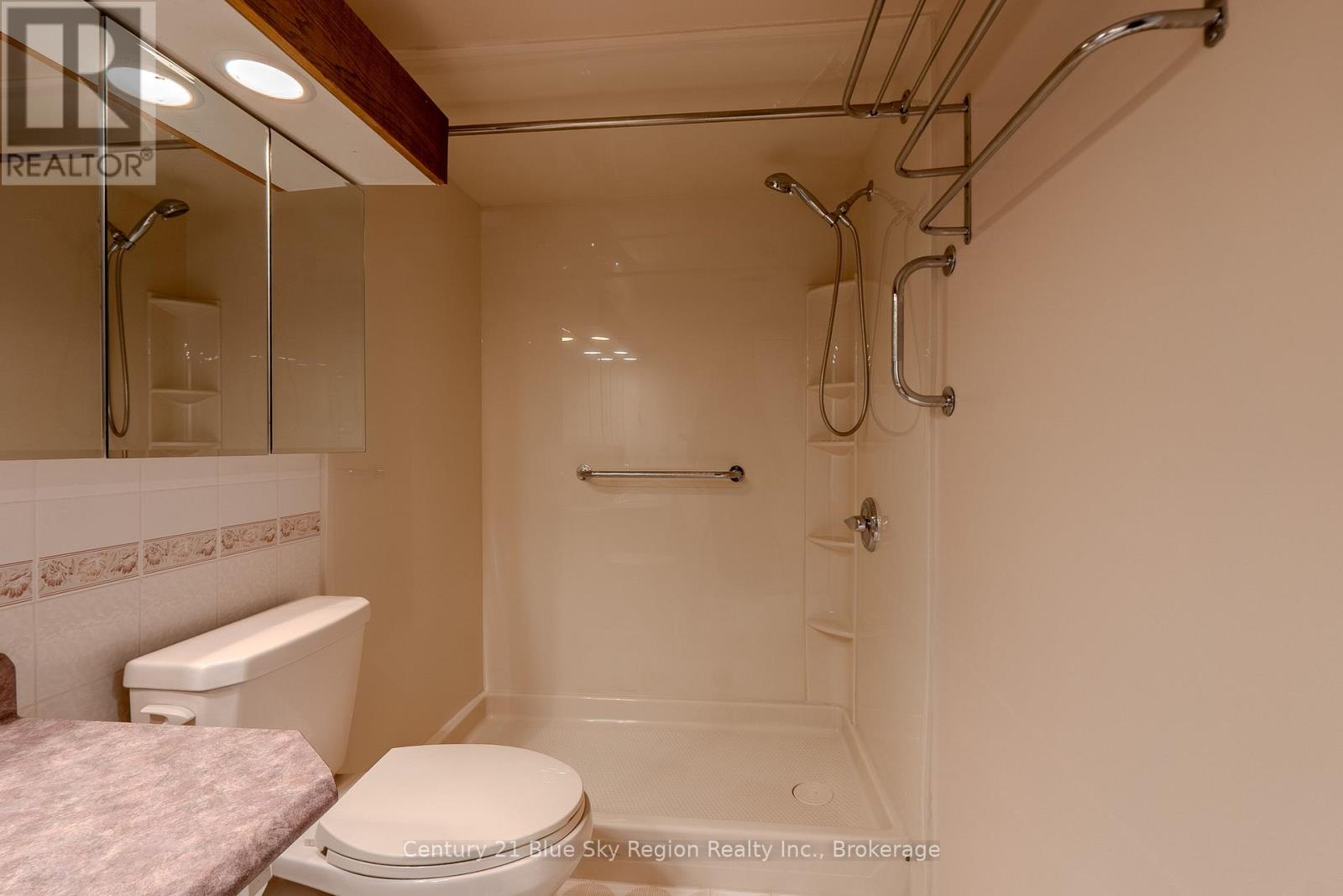 401 - 425 William Street, North Bay, Ontario  P1A 1X6 - Photo 39 - X12477727