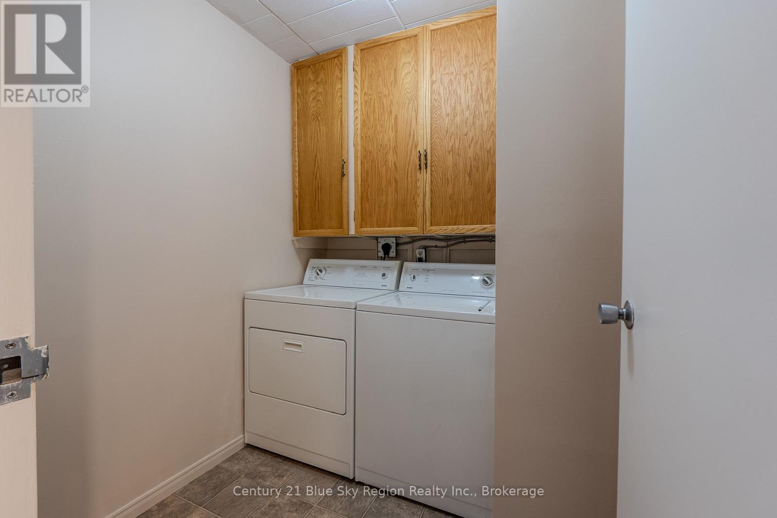 401 - 425 William Street, North Bay, Ontario  P1A 1X6 - Photo 42 - X12477727