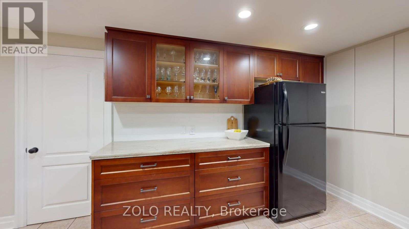 6 Massari Street, Caledon, Ontario  L7K 0B6 - Photo 34 - W12410039