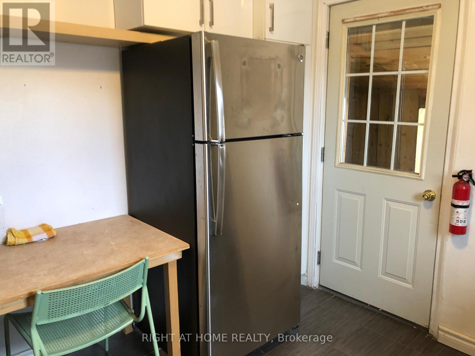 2 - 73 Cecil Street, Toronto, Ontario  M5T 1N5 - Photo 2 - C12473902