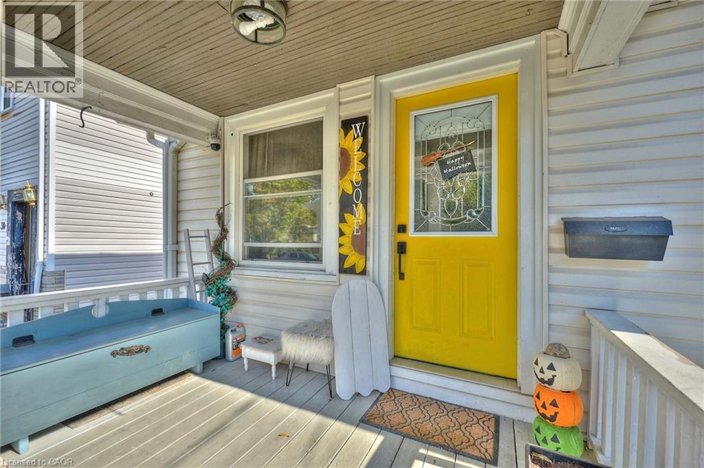 28 Haynes Avenue, St. Catharines, Ontario  L2R 3Z1 - Photo 13 - 40781285
