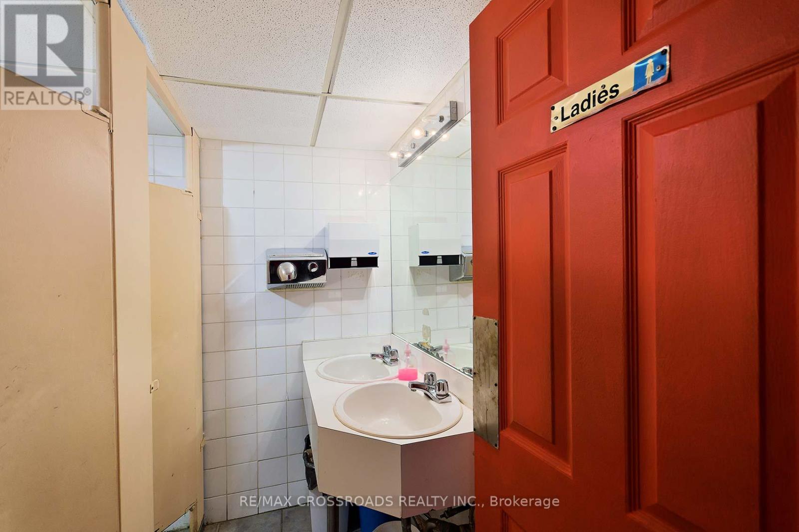 3264 Lawrence Avenue E, Toronto, Ontario  M1H 1A4 - Photo 35 - E12437682