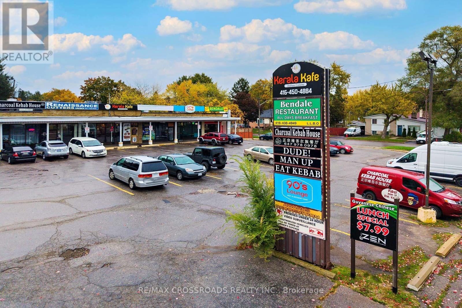 3264 Lawrence Avenue E, Toronto, Ontario  M1H 1A4 - Photo 2 - E12437682