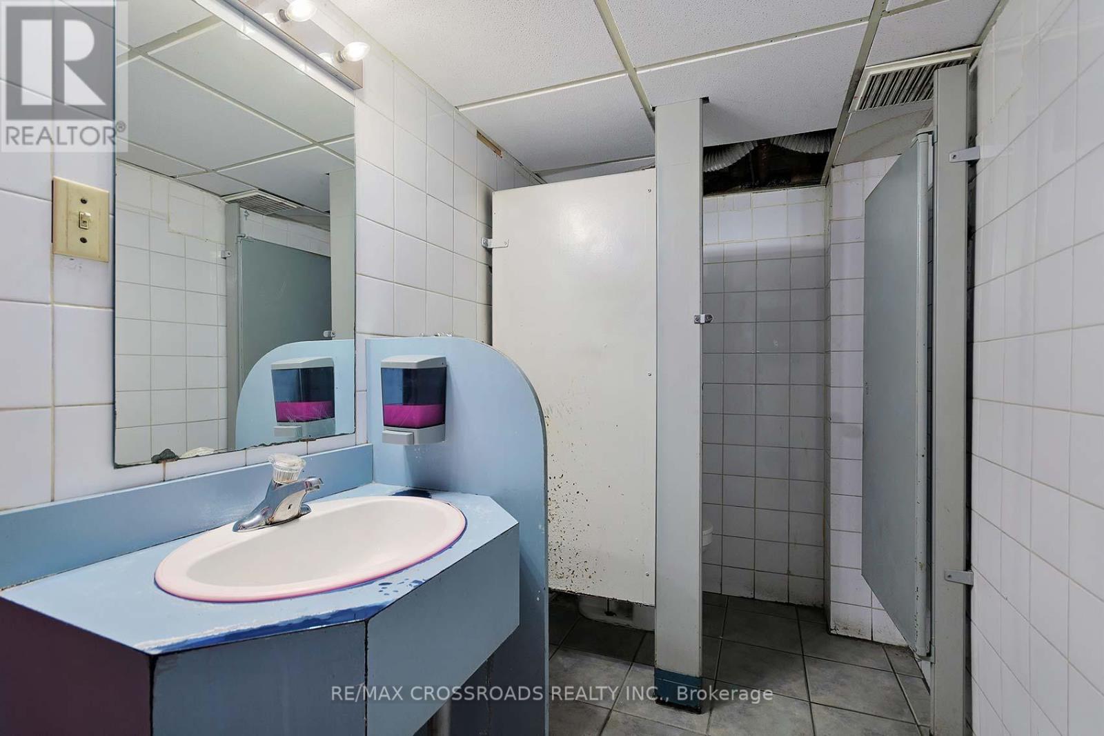 3264 Lawrence Avenue E, Toronto, Ontario  M1H 1A4 - Photo 36 - E12437682