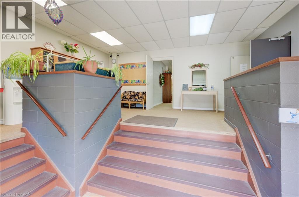 211 Birmingham Street W, Mount Forest, Ontario  N0G 2L1 - Photo 8 - 40735321