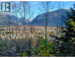 289 MACKENZIE 20 HIGHWAY