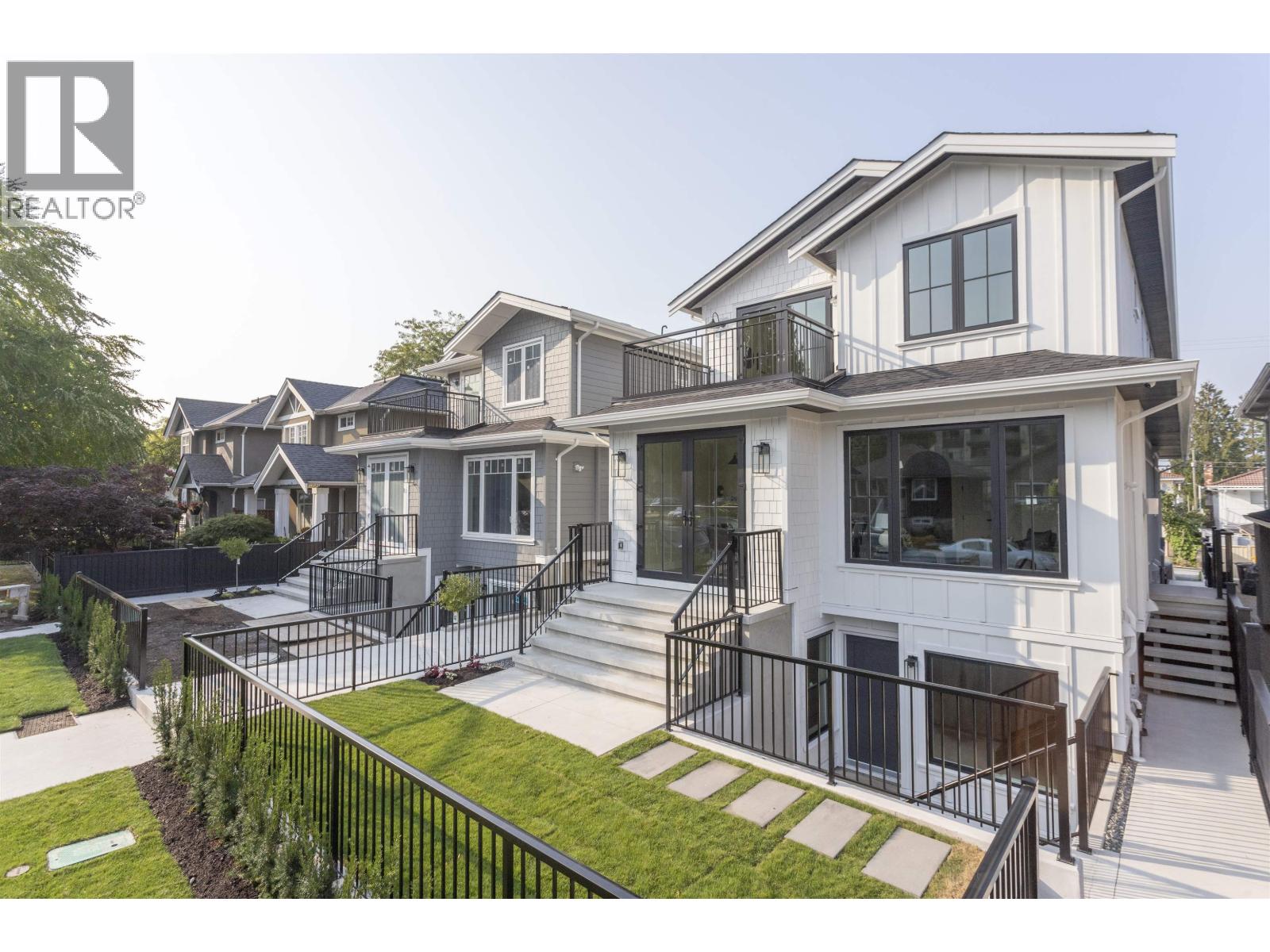 1 4315 Albert Street, Burnaby, British Columbia  V5C 2E9 - Photo 1 - R3061267
