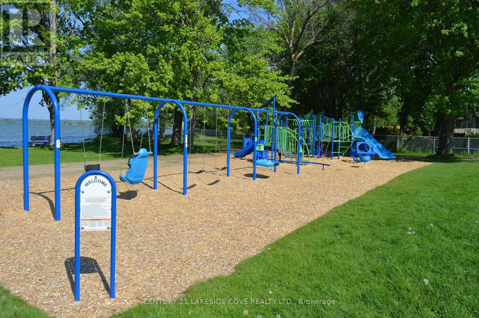 Unit 14 - 1 Paradise Boulevard, Ramara, Ontario  L0K 1B0 - Photo 23 - S12295590