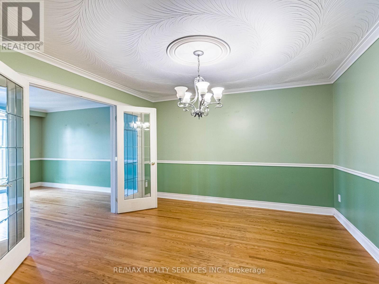 17 Fallway Road, Brampton, Ontario  L6V 3H1 - Photo 15 - W12460157