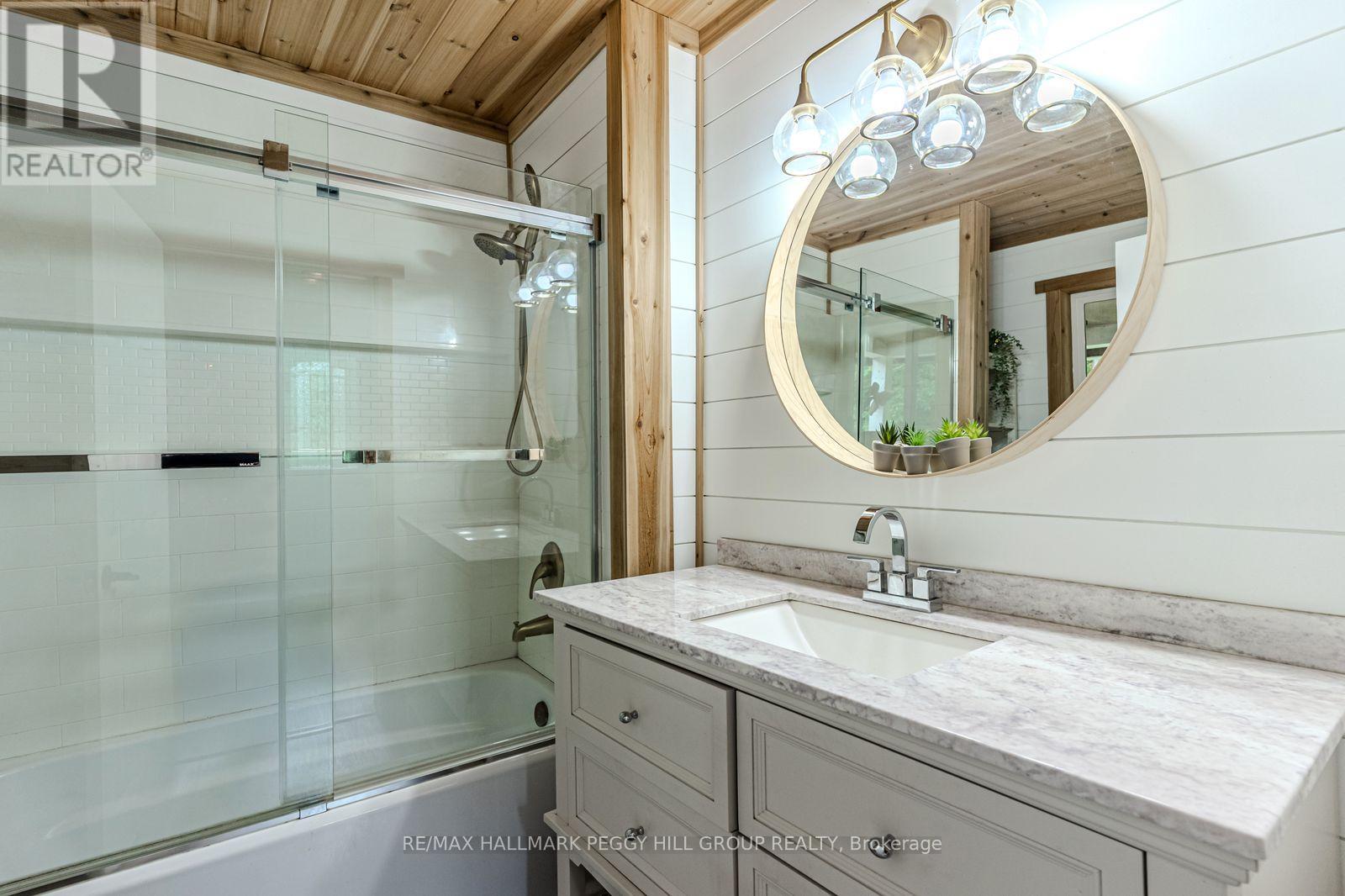 1450 Beiers Road, Gravenhurst, Ontario  P0E 1G0 - Photo 12 - X12433778