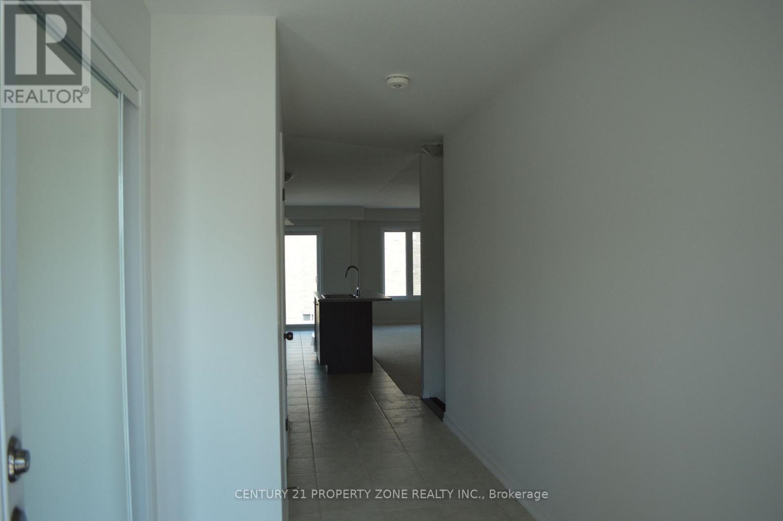 3 Butcher Crescent, Brantford, Ontario  N3T 0P3 - Photo 4 - X12473906