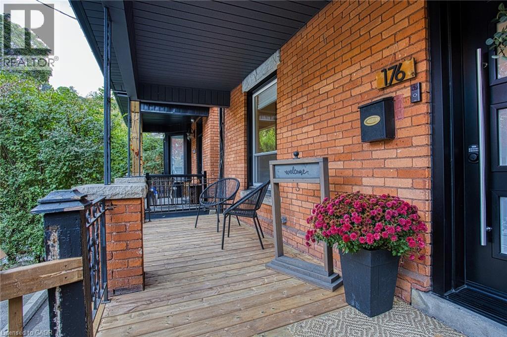 176 Emerald Street S, Hamilton, Ontario  L8N 2V7 - Photo 3 - 40781374