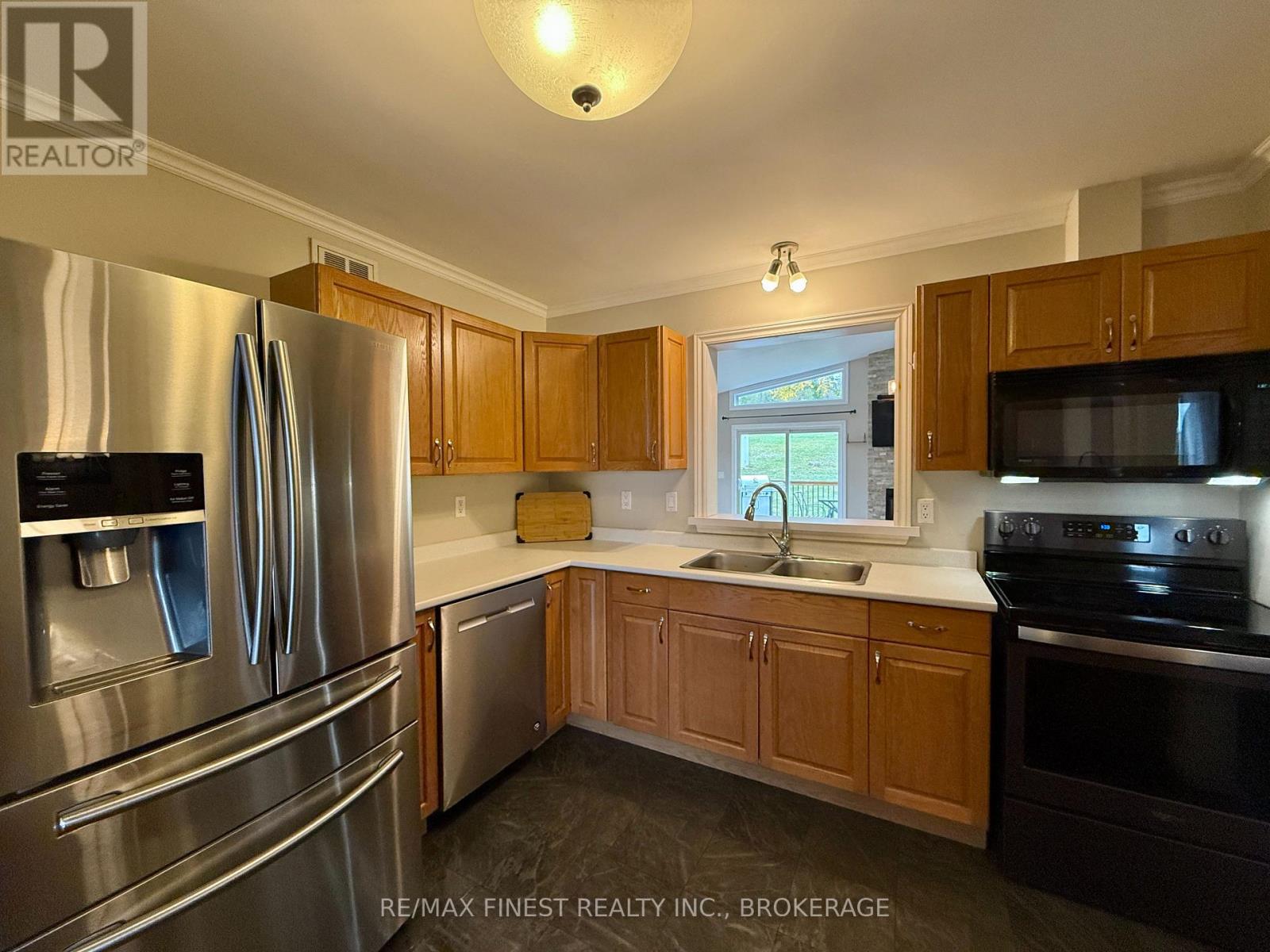 812 Palace Road, Greater Napanee (Greater Napanee), Ontario  K7R 3K9 - Photo 13 - X12477782